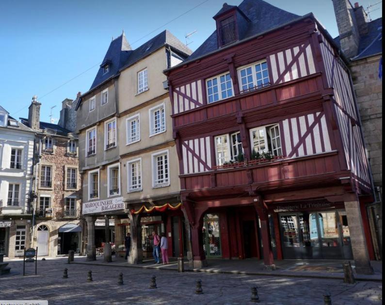 Eglantine 14 Appartement Centre Historique De Dinan Dış mekan fotoğraf